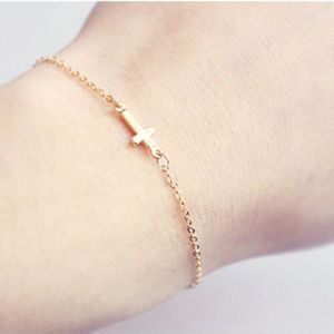 Mode Kruis Armband Eenvoudige Exquisite Tiny Cross Armbanden Vrouwen Kleine Tassel Goud Kleur Mode-sieraden Trendy Pulseras