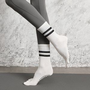 Vijf Tenen Non Slip Yoga Sokken Voor Vrouwen Katoen Mid Calf Lange Anti Skid Indoor Fitness Dans Pilates Barre Sokken zacht En Duurzaam