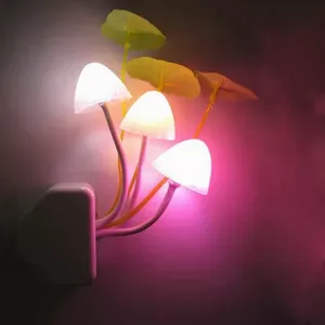 Creatieve glazen hars paddestoel tafellamp, 5,9 inch hoogte gebrandschilderd glas plant serie nachtlampje, Boheemse hars paddestoel decoratieve bedlamp cadeau voor decoratie slaapkamer, kinderkamer