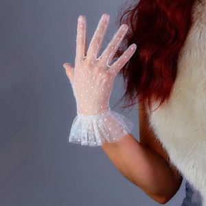 Zwarte Kant Korte Handschoenen Ruffle Trim Tulle Mesh Semi Sheer Tech Wit Contrast Polka Dot Braut Handschuhe Sexy Avond Handschoenen