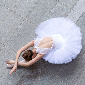 Professionele Zwanenmeer Dans Wit Zwart Roze Elastische Taille Volwassen Ballet Tutu Ballerina Soft 4 Layer Mesh Tule Rok tutu