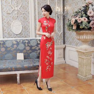 Lente Zomer Cheongsam Lange Satijn Dagelijkse Hoge Split Cheongsam Prestaties Kostuum Prestaties Tang Pak Klassieke Moderne Qipao