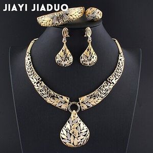 Jiayijiaduo Indian Sieraden Sets Goud Kleur Ketting Leaf Earring Armband Bruiloft Decoratie Sieraden voor Womens Sieraden