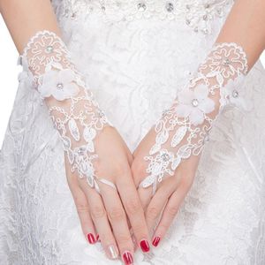 Vrouwen Bridal Korte Handschoenen Vingerloze Imitatie Parel Strass Sieraden Borduren Floral Lace Prom Party Kostuum