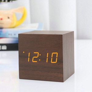 Led Houten Wekker Horloge Tafel Voice Control Wake Up Light Digitale Houten Klok Alarm Usb/Aaa Aangedreven Klokken tafel Home Decor