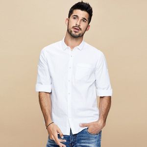 Kuegou 100% Katoen Mannen Shirt Drie-Kwart Mouw Mode Eenvoudige Comfortabele Shirts Zomer Katoenen Shirt Geel Wit BC-8199