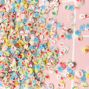 50 g/partij Polymeer Zachte Klei Sprinkles Kerst Cartoon Sneeuwvlok Santa Sprinkles voor Ambachten DIY Maken Slime Nail Art Decoraties