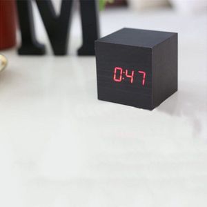 Dubbelzijdige Corne-wandklok, digitale hoek