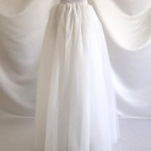 Elegante Dames Banket Wedding Party Kostuum Wit Vijf-Layer Mesh Lange Crinoline Prinses Stijl Geplooide Rok Slim Soft Rok