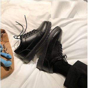 Schoenen Voor Man Knappe Engeland Trend Zwart Lederen Schoen Mannelijke Tiener Zomer Casual Schoenen