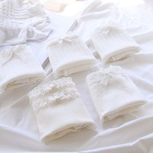 6 Stks/set Eenvoudige Tiener Naadloze Onderbroek Zuiver Wit Serie Kant Strik Antibacteriële Meisje Ventilatie Katoen Driehoek Broek