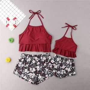 Familie Bijpassende Badmode Moeder Dochter Badpak Halter Top + Bloemen Shorts Vrouwen Meisje Bikini Badpak Zwemmen Kostuum