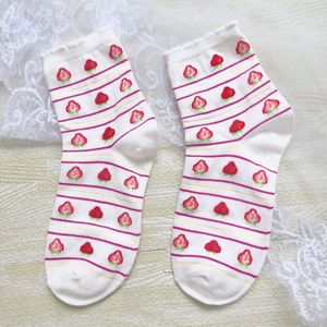 Japanse Harajuku Lolita Kawaii Aardbei Sokjes Mooie Meisjes Lolita Zoete Fruit Gedessineerde Katoen Korte Sokken Midden Sokken