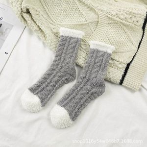 Winter Coral Fleece Winter Mid Sokken Warme Koude Weerstand Plus Fluwelen Dikke Sokken Kawaii Snoep Kleur Katoen Floor Slaap Sokken
