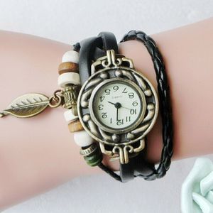 Vrouw Armband Horloge Lederen Band Leaf Hanger Ladie Horloge Retro Eenvoudige Quartz Lady Klok Relogi montre dames horloges # W