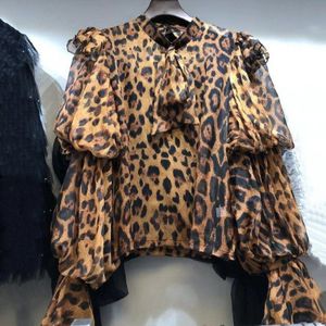 Twotwinstyle Lente Luipaard Print Shirt Blouse Vrouwen Strik Lace Up Puff Lange Mouwen Chiffon Tops Vrouwelijke Vintage Mode