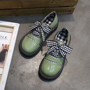 Japanse Zachte Zus Retro Kleine Schoenen Vrouwen Wilde Dikke Bodem Harajuku College Wind Studenten Platte Grote Enkele Schoenen