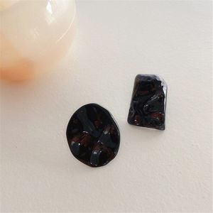 Fflacell Koreaanse Retro Eenvoudige Metalen Wit Zwart Goud Zilver Kleur Onregelmatige Geometrische Bump Stud Oorbellen Voor Vrouwen Sieraden