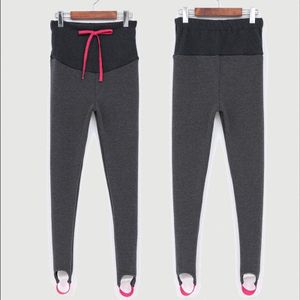 Zwangere Vrouwen Zwangere Herfst En Winter Plus Dik Fluwelen Leggings Stap Voet Voeten Zorg Voor Zwangere Vrouwen Buik Broek Broek