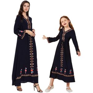 Moslim Vrouwen Meisjes Borduren Maxi Jurk Moeder En Dochter Abaya Robe Kleding V-hals Jurken Familie Bijpassende Outfits Mode