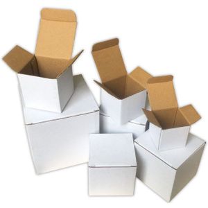 50 Stks/partij Wit Kraftpapier Vierkante Geschenkdoos 3-Layer Golfkarton Doos Papier Verpakking Doos Kleine Doos Mailers 8 Maten