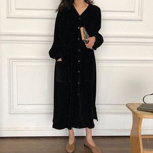 Superaen Vrouwen Koreaanse Stijl Solid Retro V-hals Single-Breasted Loose Fit Grote Pocket Corduroy Volledige Jurken Vrouwen