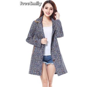 Freesmily Vrouwen Licht Weinig Bloem Mode Regen Poncho Waterdicht Regenjas met Kap Freesmily