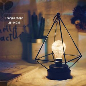 Nordic Retro Tafellamp Zwart Iron Minimalistische Koperdraad Nachtlampje Creatieve 3D Vintage Smeedijzeren Lamp Batterij Aangedreven