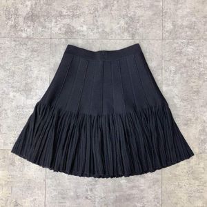 Vrouwen Knit Mini Rok Geplooide Elastische Hoge Taille Zwarte Vrouwelijke Toevallige Korte Rok Vroege Herfst