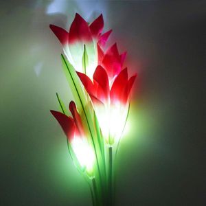 Outdoor Led Solar Light Rgb Kleur Lelie Tuin Bloem Waterdichte Decoratieve Lamp 600AMH Zonne-energie Yard Gazon Path Bruiloft