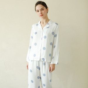 100% Viscose Lange Mouwen Turn-Down Kraag Blauw Dot Wit Vrouwen Pajama Sets Lange Broek Losse Nachtkleding Lente herfst Pyjama