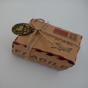 10 Stks/partij Vintage Stempel Bruiloft Snoep Doos Chocolade Verpakking Kraft Box Bruiloft Gunsten En Zak Feestartikelen