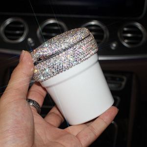 Bling Strass Draagbare Auto Asbak Met Led Licht Diamant Kristal Auto Asbak Opslag Bekerhouder Voor Vrouw Auto Accessoires