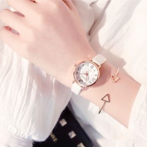 Cartoon nummer schaal vrouwen horloges snijvlak luxe vrouwelijke horloges kleine dames quartz lederen horloge