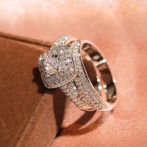 Luxe Vrouwelijke Witte Vierkante Crystal Ring Belofte Zilveren Kleur Engagement Ringen Voor Vrouwen Vintage Bridal Zirkoon Wedding Ring Set