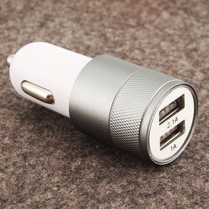 Universele Dual Usb Car Charger Adapter Metalen Platte Mobiele Telefoon Universele Opladen 2.1V Kleine Stalen Kanon Auto Charger