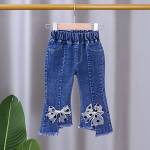 Leuke Boog Lange Broek Kinderkleding Kostuum Lente Herfst Blauw Onregelmatige Rand Peuter Baby Meisje Boot Cut Jeans Broek