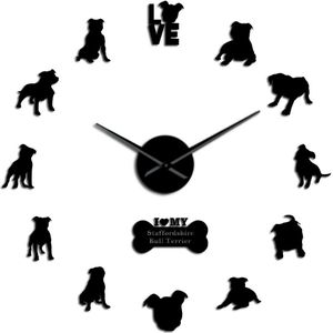 Staffordshire Bull Terrier Hond Ras 3d Diy Acryl Spiegel Stickers Woonkamer Quartz Naald Modern Horloge Wandklokken