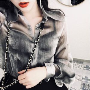 Mode Vrouwen Shirts Stijlvolle Zilveren Chiffon Blouse Bladerdeeg Mouw Tops Mode Mujer Hemden Femme ZZ584