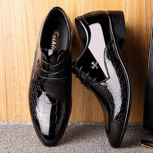 Mannen Business Casual Jurk Mannen Schoenen Mode Schoenen Grote Maat Heren Kleding Schoenen Lederen Sneakers