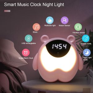 Schattige Beer Nachtkastje Wekker Nachtlampje Rgb Wake Up Lights Motion Sensor Muziek Lamp Voor Kinderen Baby Kinderen slaapkamer Decor