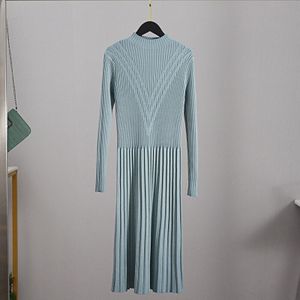 Gigogou Chic Lange Gebreide Maxi Vrouwen Trui Jurk Dikke Warme Winter Geplooide Jurk Vrouwelijke Rib Coltrui Een Lijn Jurk Kantoor lady