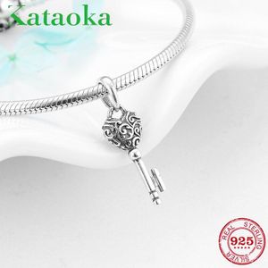 100% Echt 925 Sterling Zilveren Sleutel Hart Vorm Fijne Hangers Kralen Fit Originele Europese Charm Diy Armband Sieraden Maken