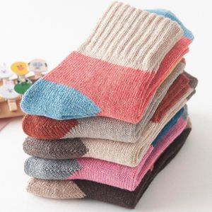 5 Pairs = 10 Stuks Winter Dikke Warme Sokken Harajuku Mode Kunst Lijn Sok Comfortabele Katoenen Vrouw Eenvoudige Sokken