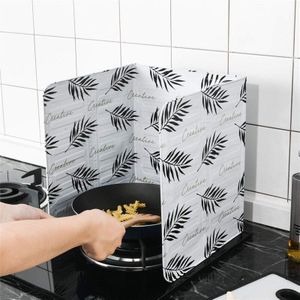 Muur Olie Splash Guard Gasfornuis Aluminiumfolie Nordic Stijl Olie Baffle Keuken Splash-Proof Vet Isolatie Board Keukengerei