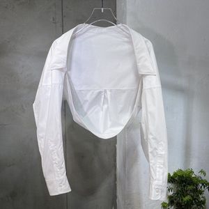 Twotwinstyle Onregelmatige Witte Casual Shirt Voor Vrouwen Revers Kraag Lange Mouwen Blouse Vrouwelijke Zomer Mode Kleding