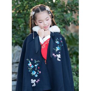 Hanfu Kinderen Mantel GirlsAutumn en Winter Overjas Borduurwerk Folk Festival Rave Outfit Stadium Jas Prestaties Kleding DC3425