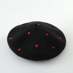 mode winter 100% Warme Wol lente rood hart borduurwerk dame baret Hoed Voor Zoete Meisje Herfst Lente hoeden voor vrouwen