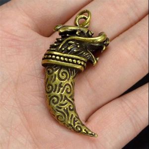 Chinese brass dragon head Wolf tand Prachtige Kleine hanger Standbeelden