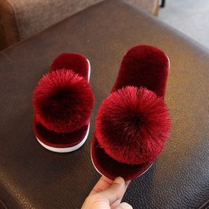 Herfst Pluche kinderen Slippers Meisjes Mode Fleece Thuis Indoor Non-slip Slippers Effen Slippers Kids Maat 26-35 leuke